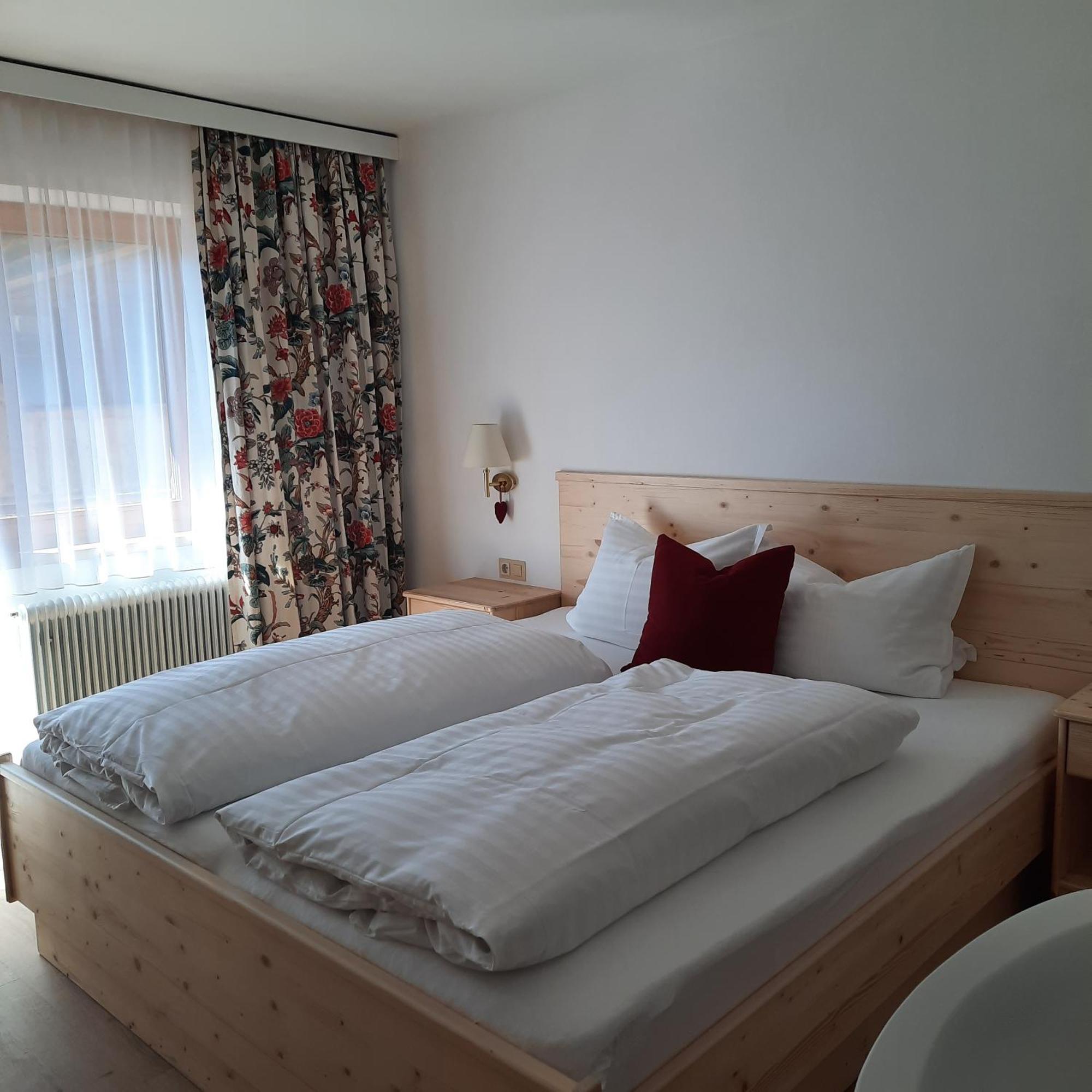 ホテル Haus Gmahblick Ferienwonungen アルプバッハ エクステリア 写真